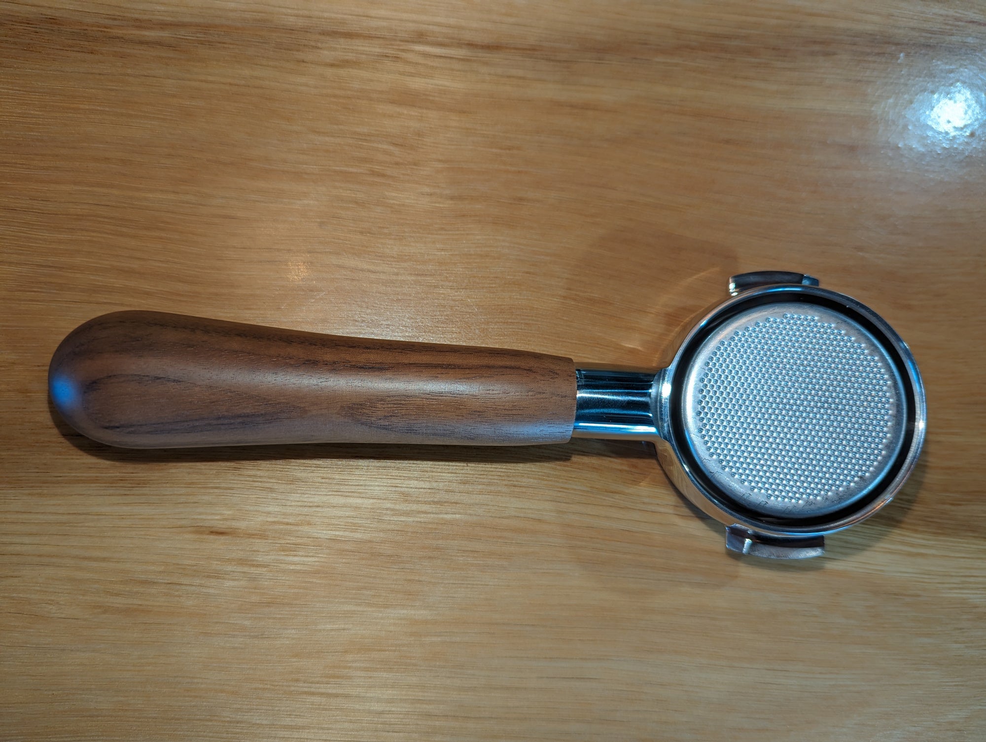 TIMBER HANDLE NAKED PORTAFILTER WITH 21GRAM BASKET